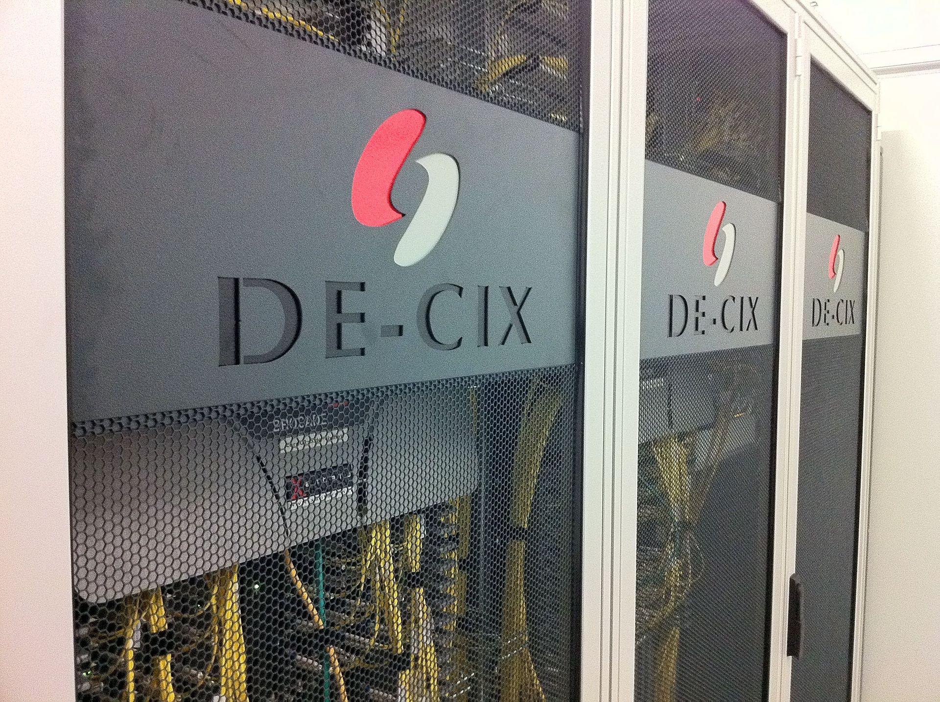 Frankfurt data centres need more space